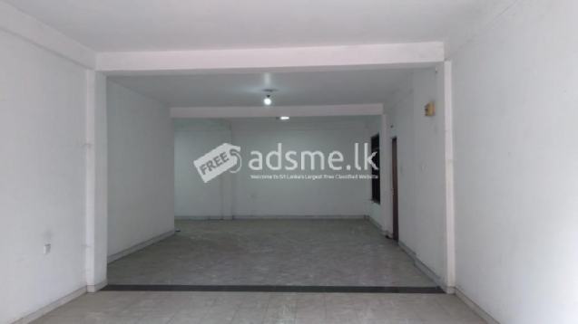Kundasale Commercial building to lease