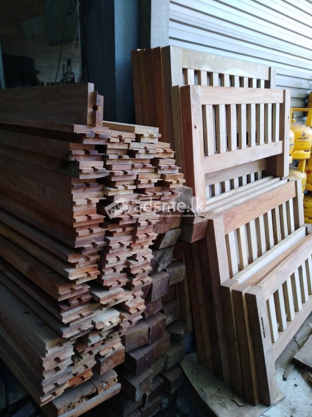 Wooden Beds with Plank floor for sale in Sri Lanka