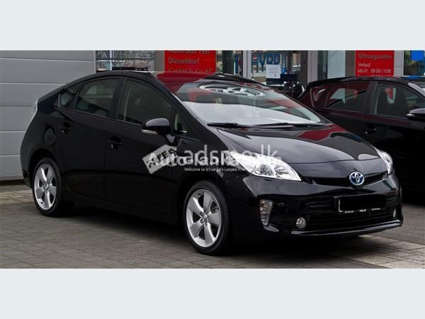Toyota Prius S TOURING For Rent