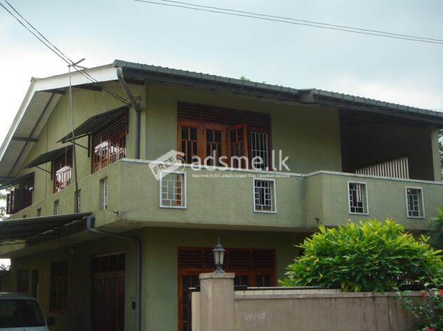 Malabe upstairs house  for Rent
