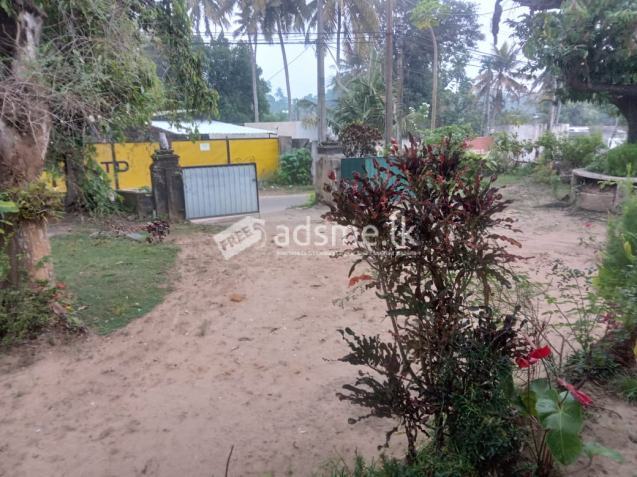 Excellent Commercial / Residential land for sale in Panadura