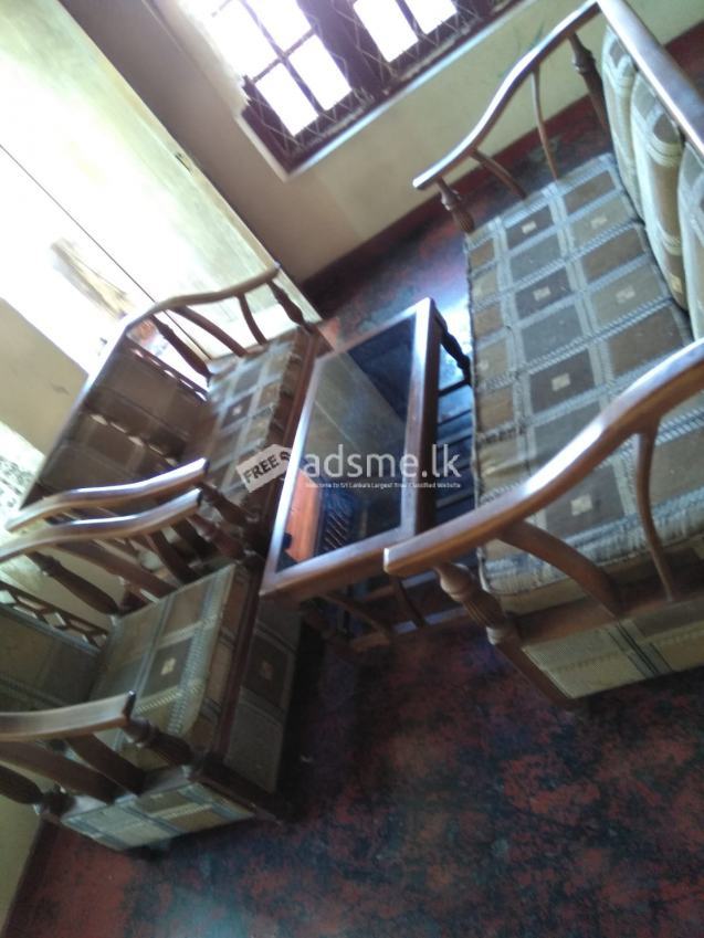3+2+1 used Sofa Set with Coffee table