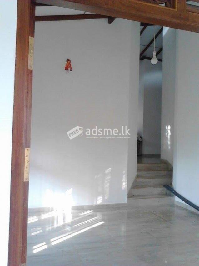 Rent for House in Kalegana, Galle.