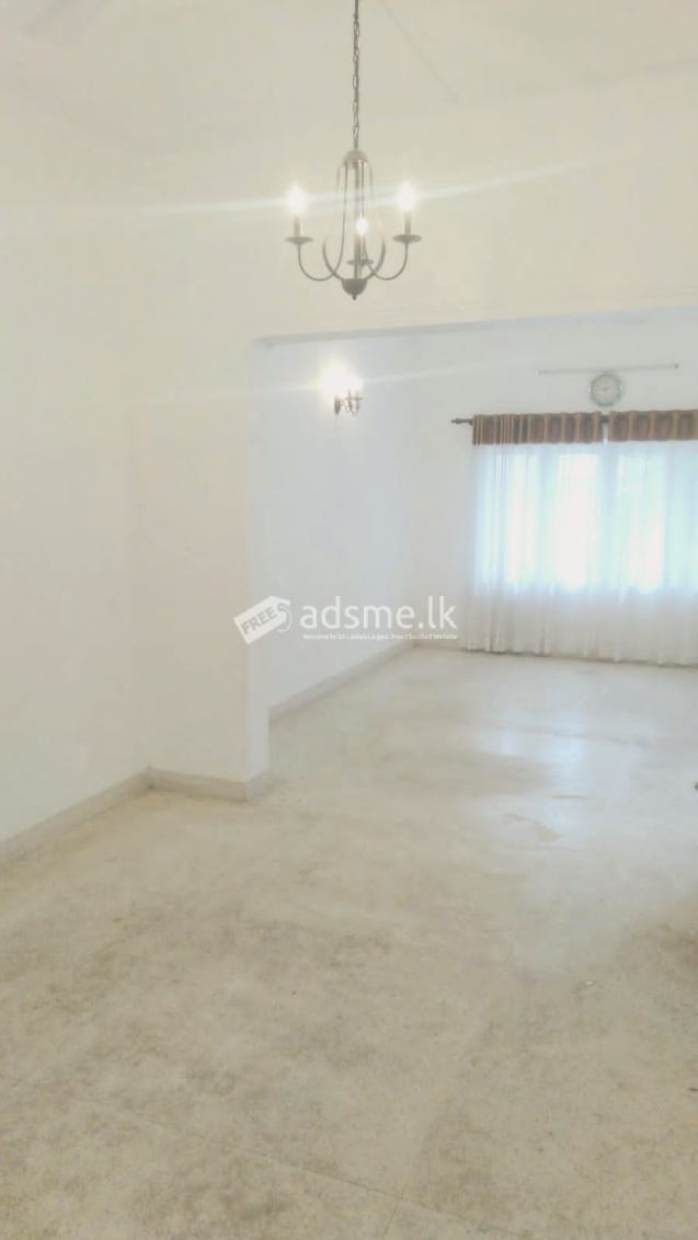 House for rent in front of Nalanda College