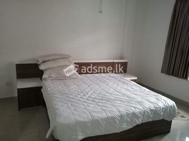 72” x 78” King size bed with side cupboards and mattress