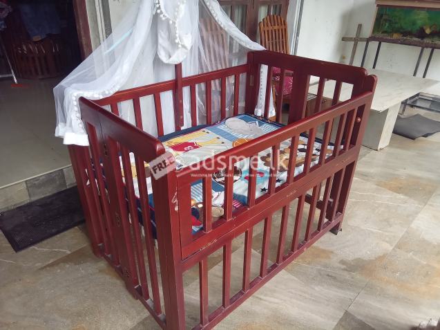 Baby cot for sell