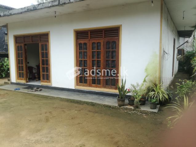Fully tiled house for rent Pahathgama