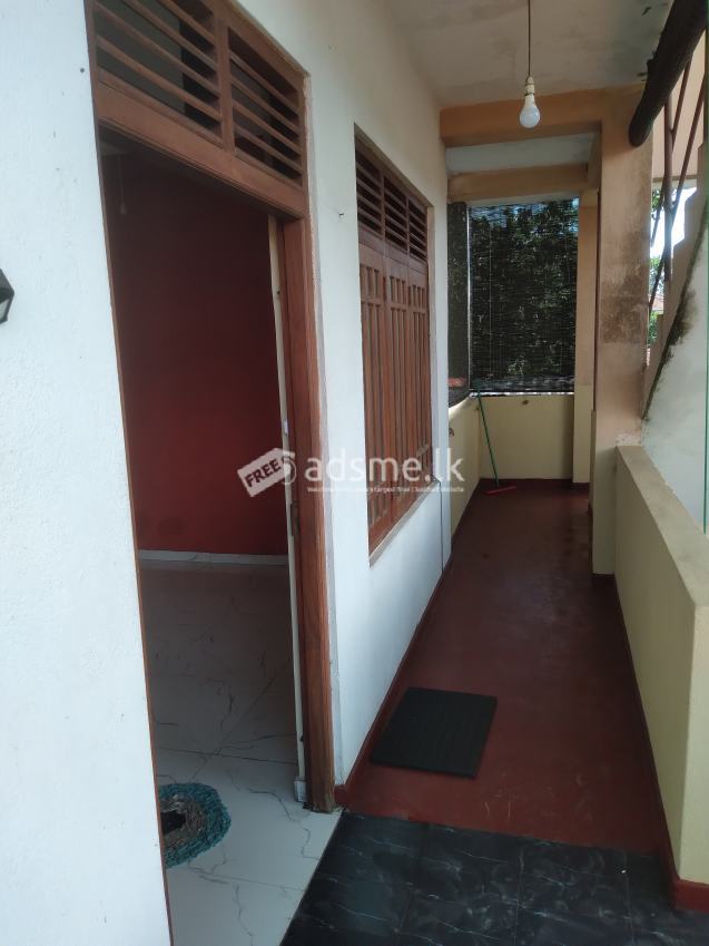 Upstair Anex for Rent in Kalutara Town.