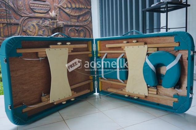 MASSAGE THERAPY TATOO PORTABLE BEDS