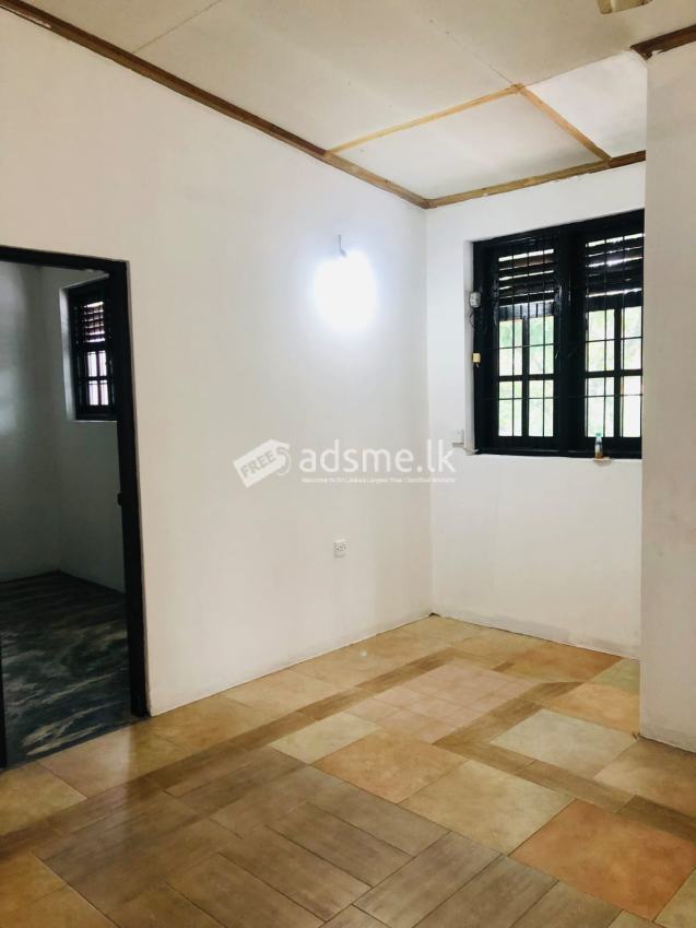 Pittugala - 2 bedroom upstair house for rent