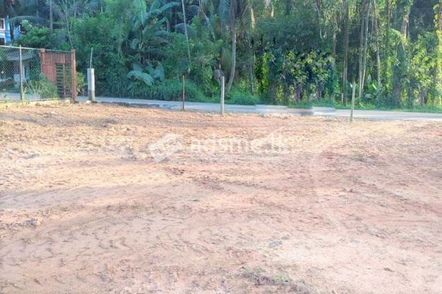 65 Perches Rectangular Shaped Solid Land for Sale at Hanwella.