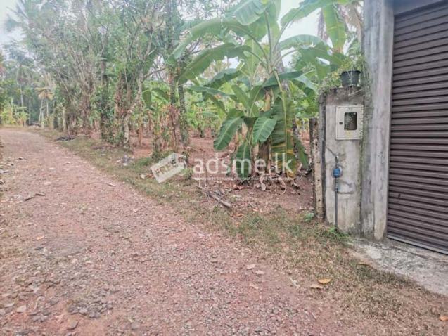 37 Perches of Valuable Land for Sale in Ranawiru mw, Kadawatha.