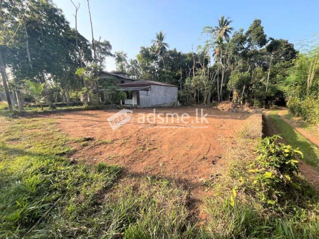15.5 Perches bare Land for Sale at Bandaragama, Gelanigama.