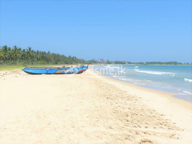 26 Acres of Beach front Land for Sale at Pasikuda.