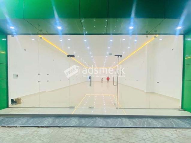 Newly Constructed Building for Lease/Rent in Marawila Town.