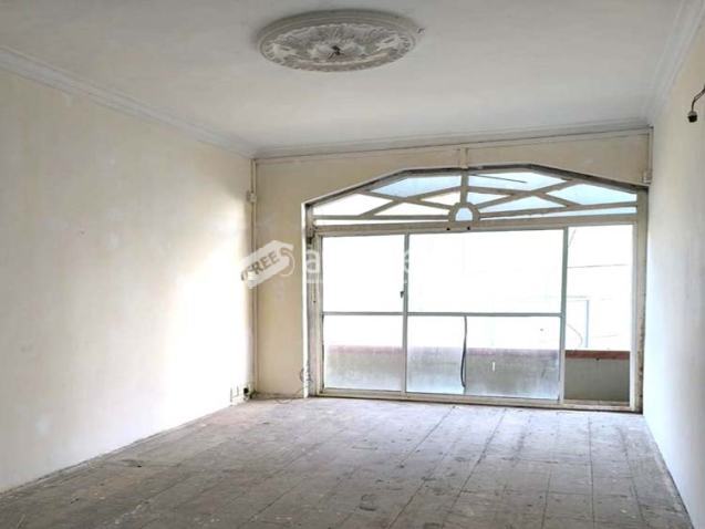 Prime Commercial Building for Sale at Kollupitiya, Colombo 03.