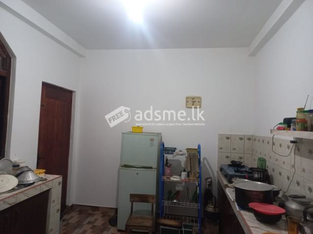 දෙමහල් නිවස විකිණීමට ඇත