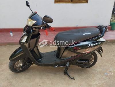 Hero Pleasure 2009 (Used)