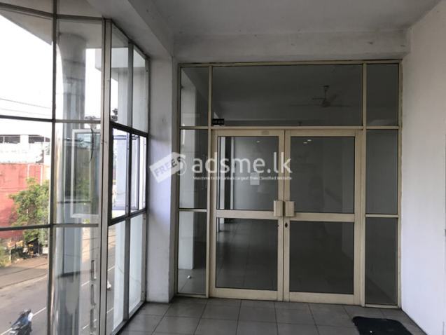 Commercial Building Space for Lease in the Heart of Gampaha City.