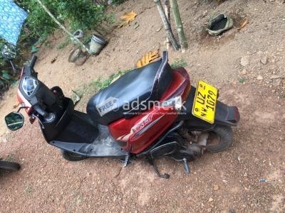 Bajaj Kristal 2009 (Used)