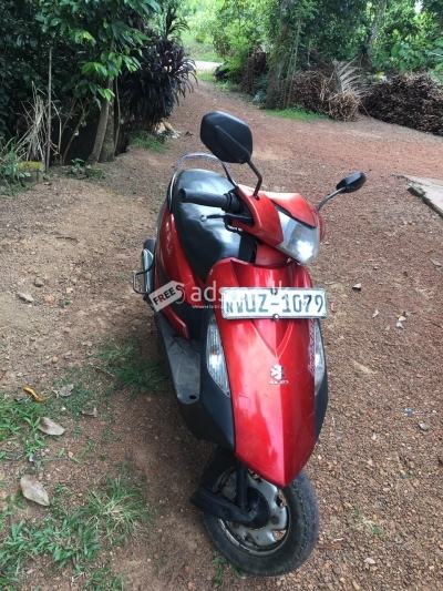 Bajaj Kristal 2009 (Used)