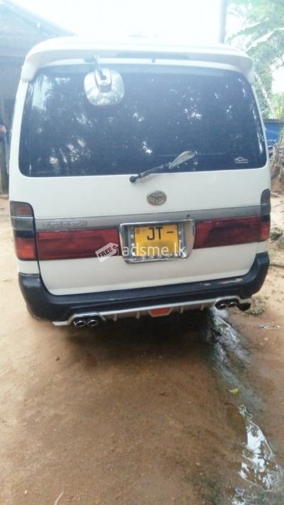 Toyota Hiace Dolphin 1999