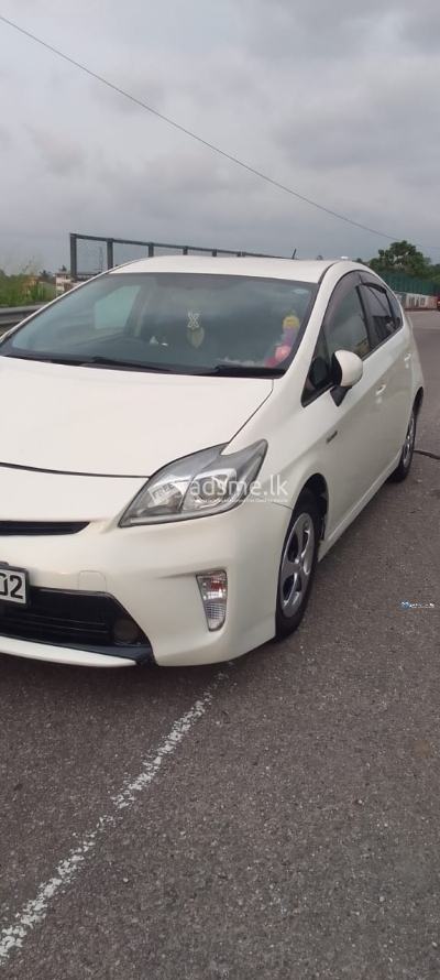 Toyota Prius 2014 (Used)