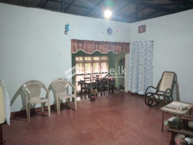 house for sale in Gampola