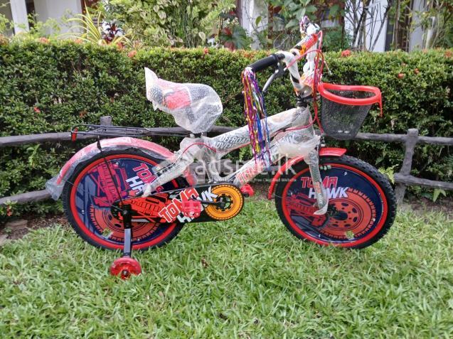 Tomohawk Size 20 (Brand New)