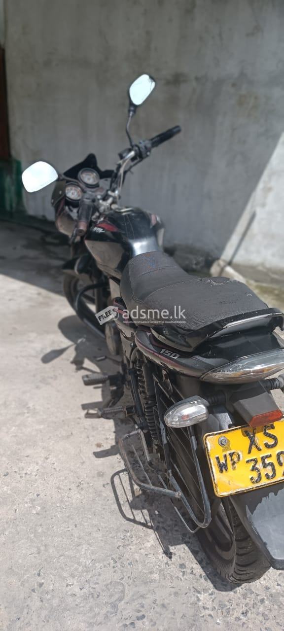 Bajaj Discover 2012 (Used)