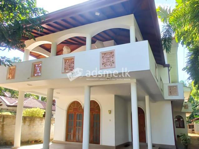 Two-story house for sale in Nattandiya,Puttalam.