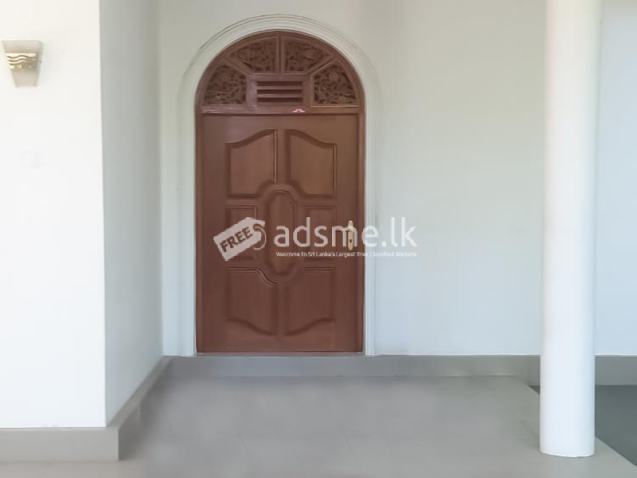 Two-story house for sale in Nattandiya,Puttalam.