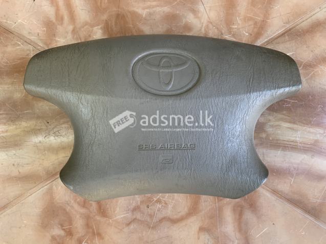 Toyota Corolla 121 air bag / steering wheel airbag