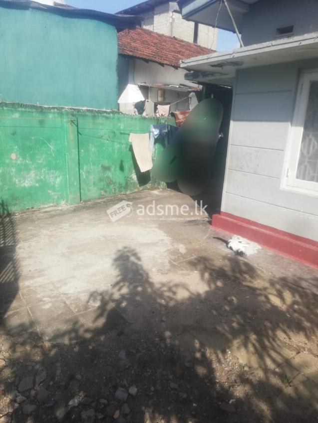 House with land sale in katubadda