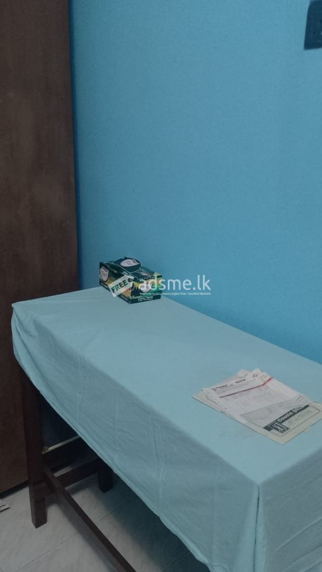 Room for rent in house