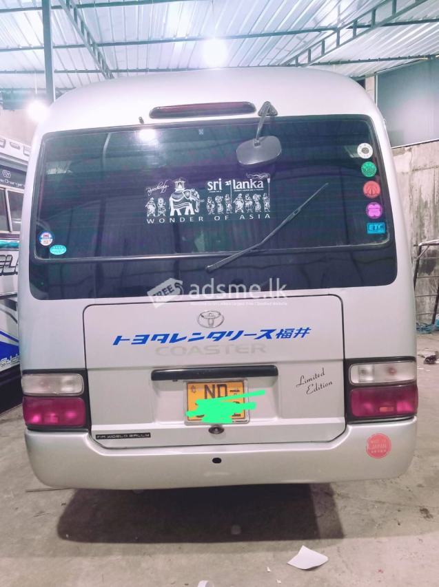Toyota Coaster 2012