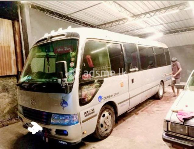 Toyota Coaster 2012
