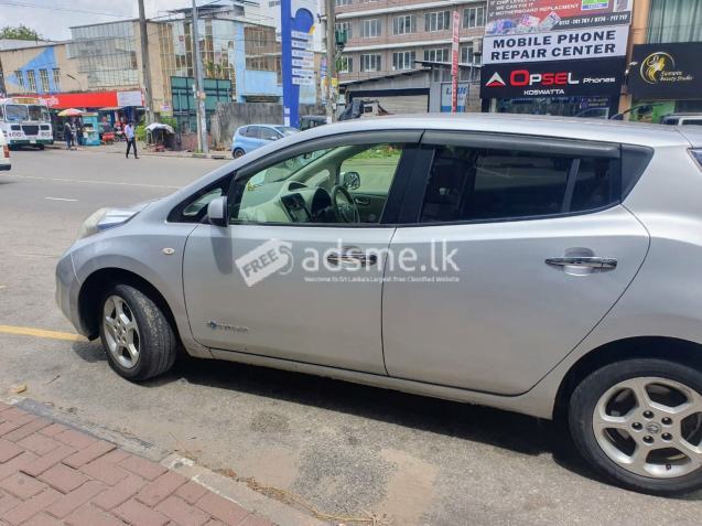 Nissan Leaf 2012 (Used)