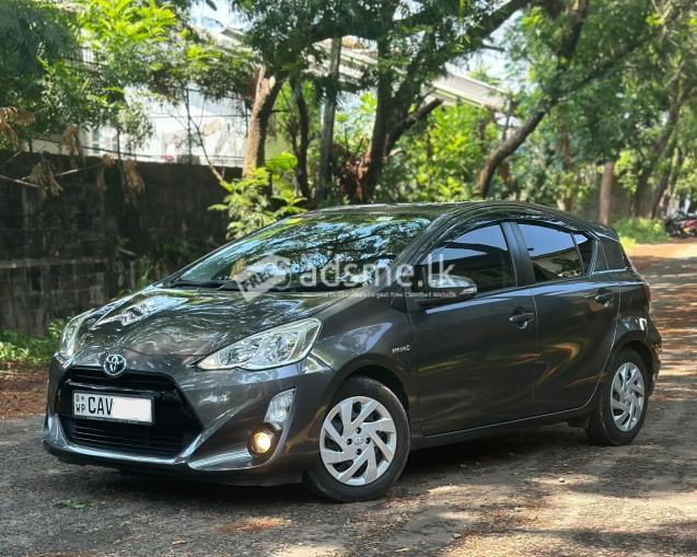 Toyota Aqua 2015 (Used)