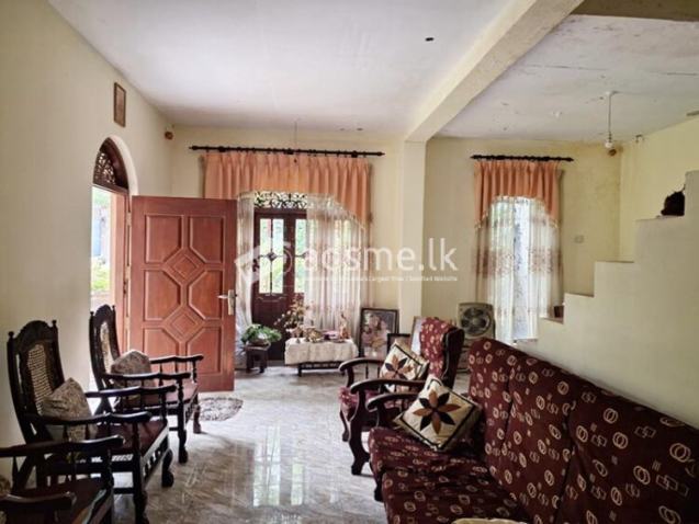 Road facing Prime Commercial or Residential Land for Sale in Bandaragama