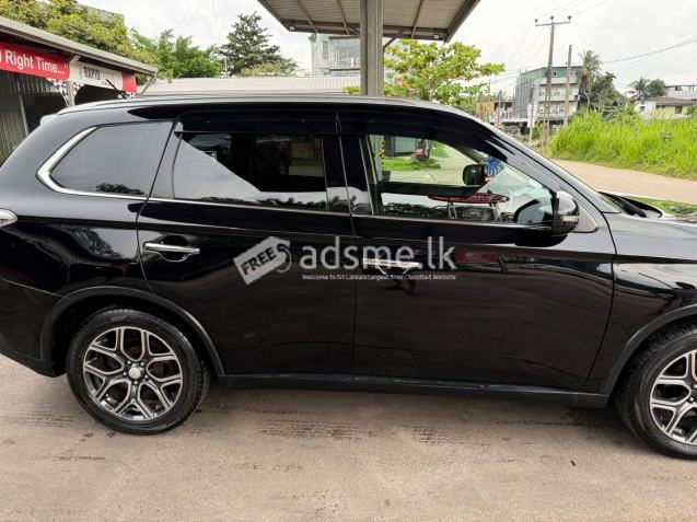 Mitsubishi Outlander 2014 (Used)
