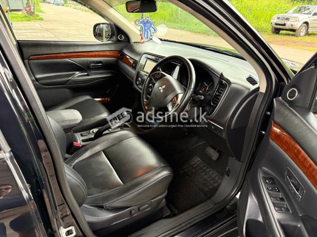 Mitsubishi Outlander 2014 (Used)