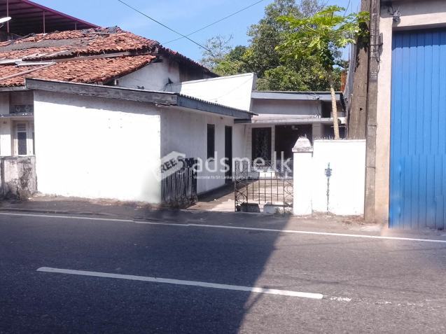 Prime Commercial / Residential Property for Sale – Muthuwella Road, Colombo 15.
