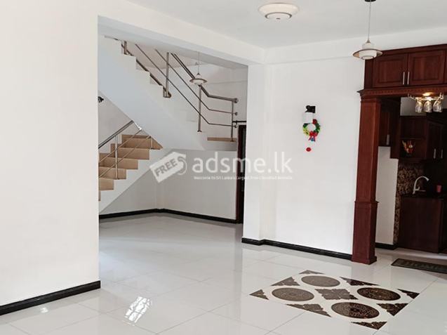 Two-Storey Family Home for Sale – Mihindu Mawatha, Malabe.