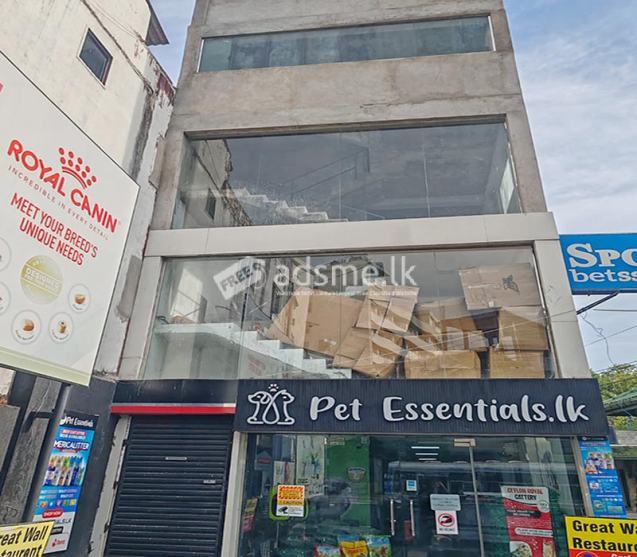 Prime Commercial Property for Sale – High-Income Investment Opportunity.