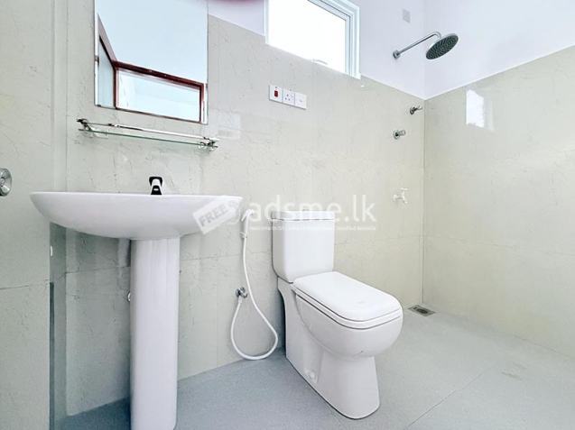 Newly Built 2-Storey House for Sale – Eldeniya, Kadawatha.