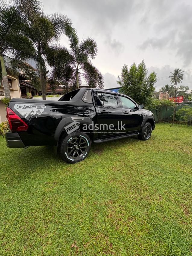 Toyota Hilux 2025 (New)