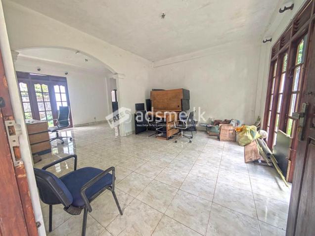 Residential Property for Sale – Thalapathpitiya, Nugegoda.