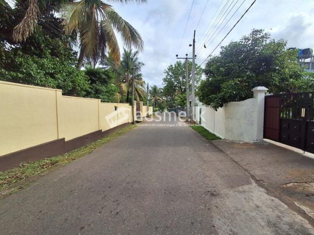 Valuable Residential Land for Sale at Yakkala