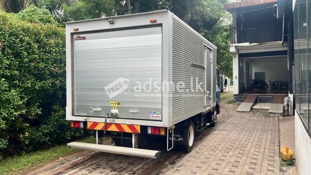 Isuzu ELF 2019